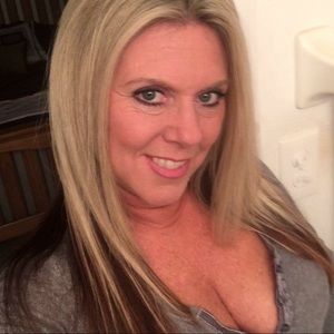 Meet your Posher, Yvette